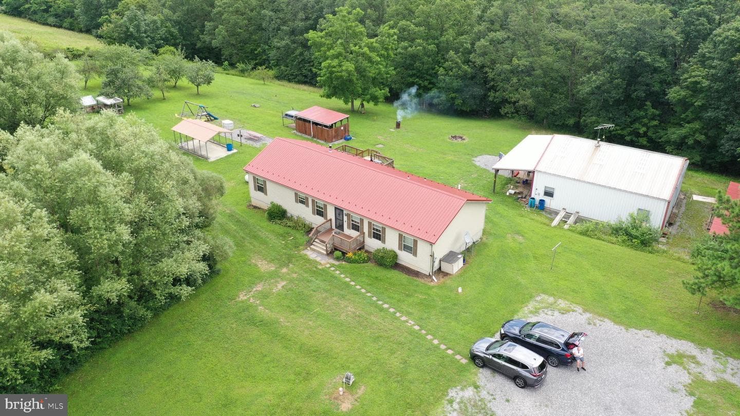 11214 Mv Smith Road NE photo 3