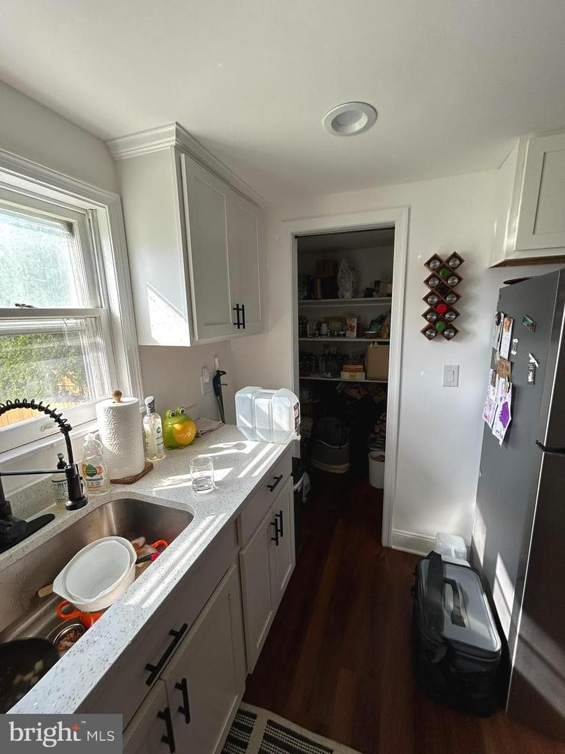 72 Bowery Street photo 10