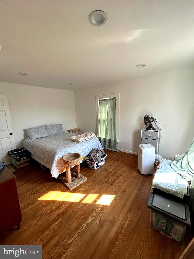 72 Bowery Street photo 28