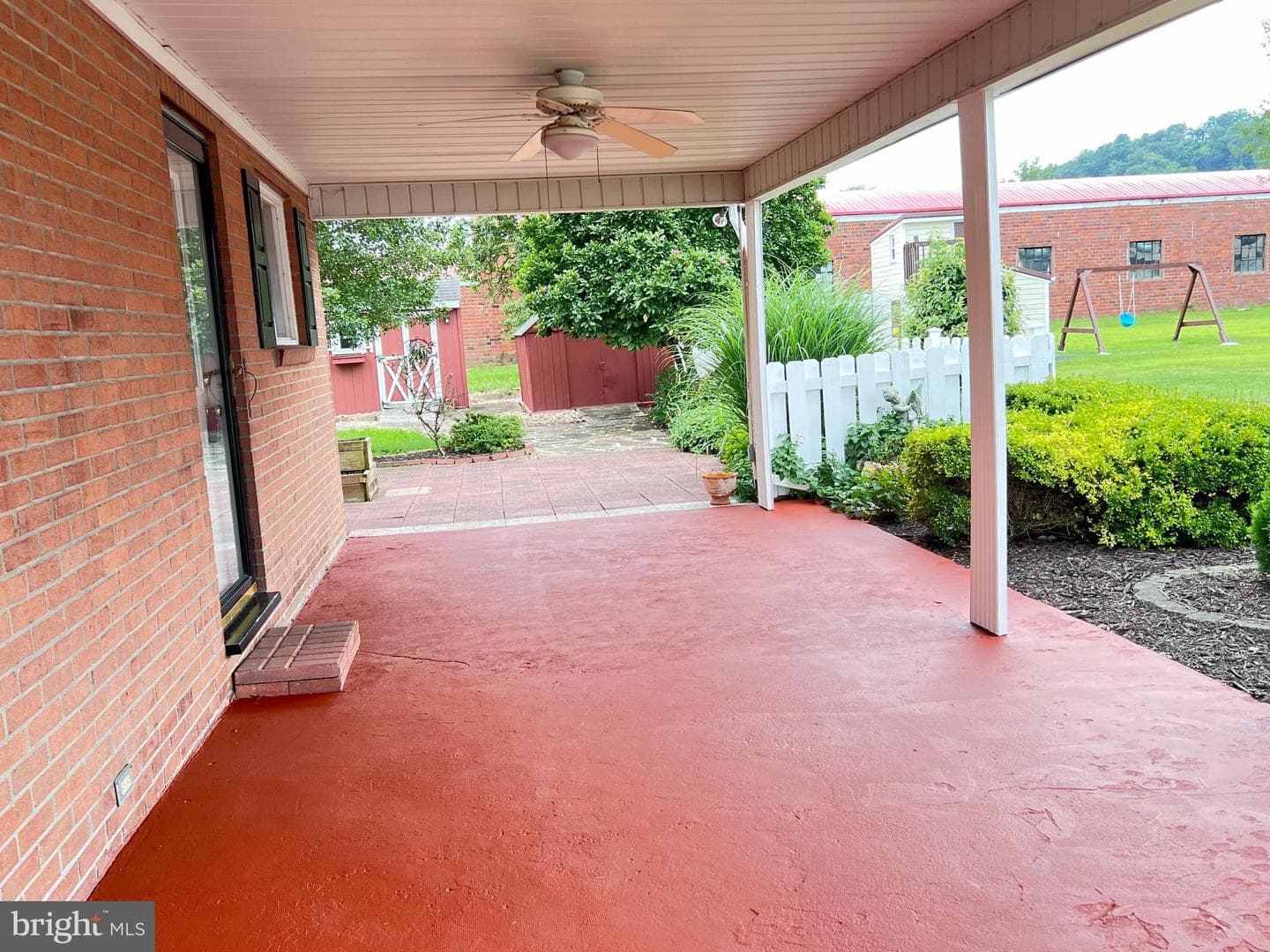 208 Allendale Avenue photo 8