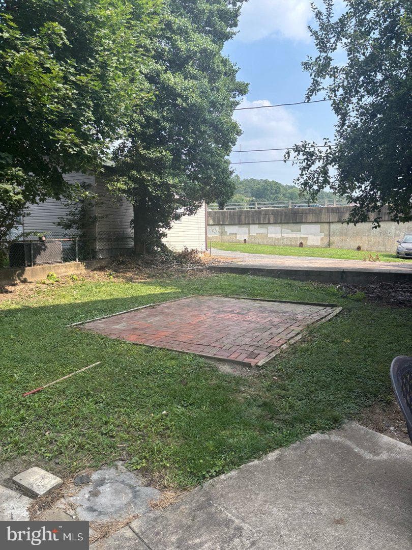 211 S Central Avenue photo 22