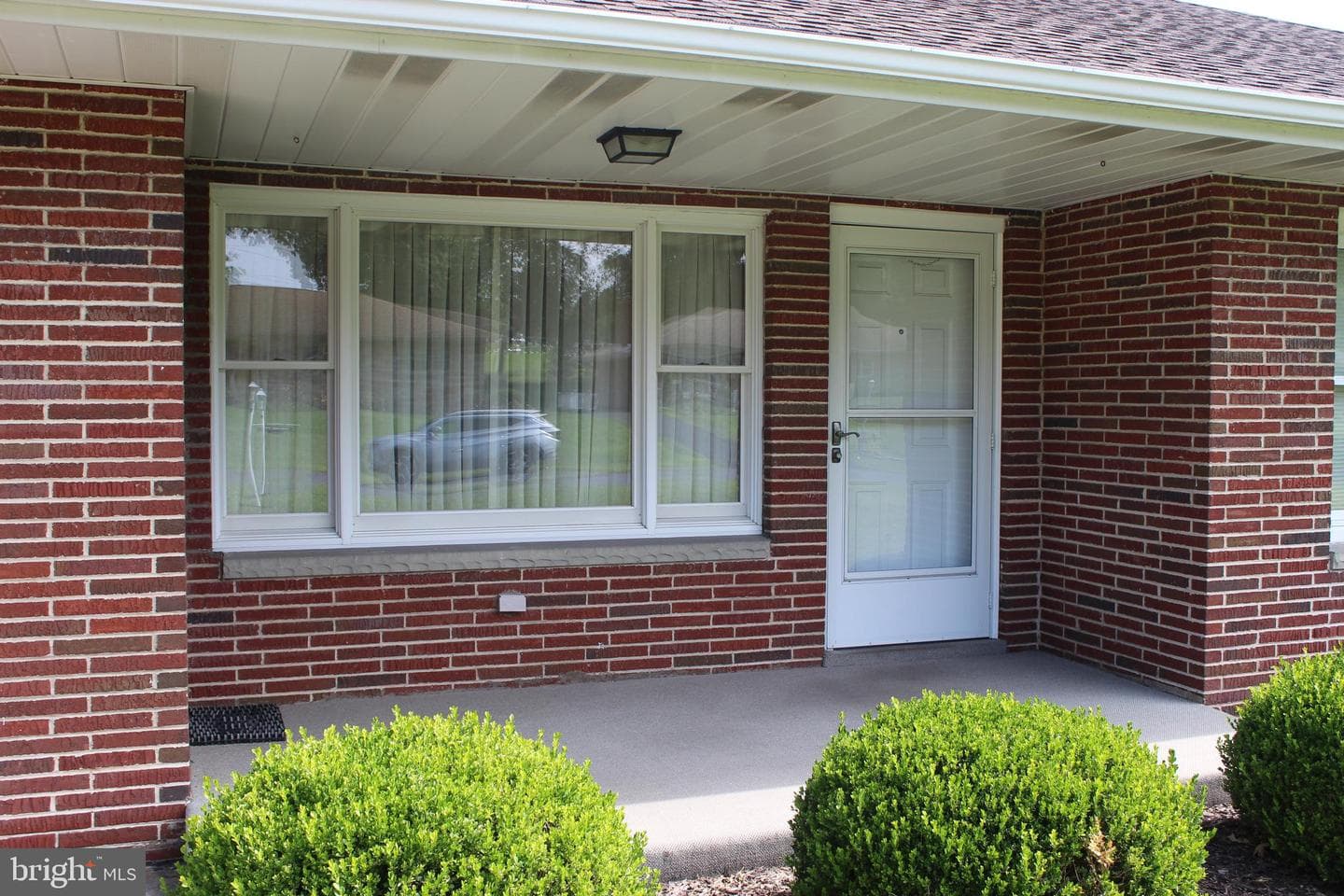 17 Richard Way photo 4