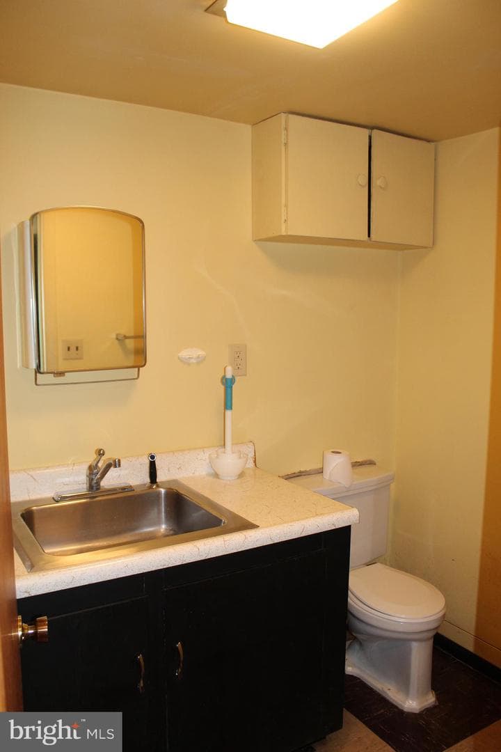 17 Richard Way photo 44