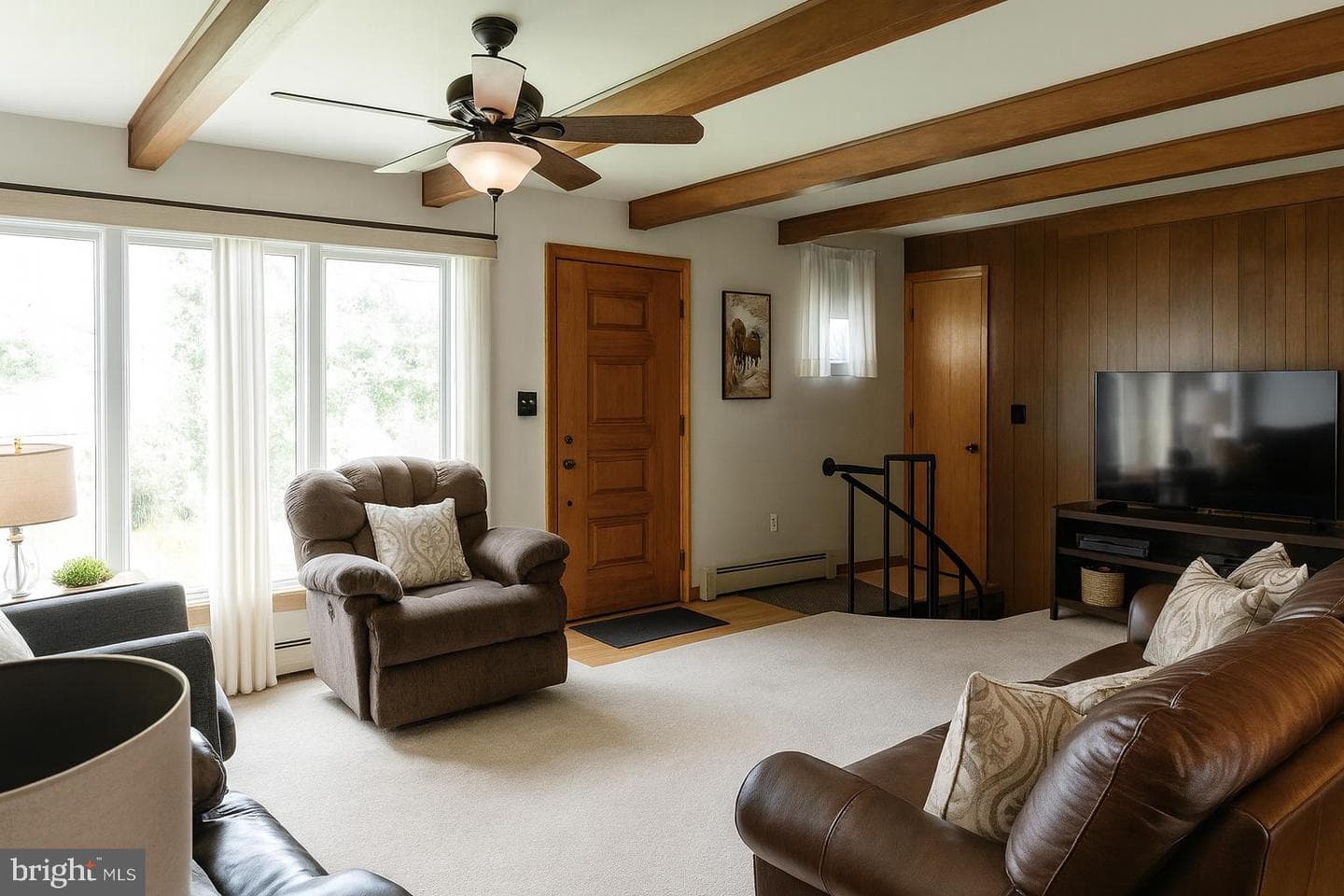 805 White Avenue photo 3