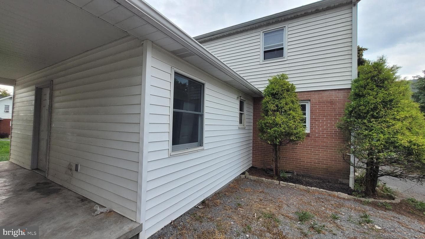 831 National Highway photo 25