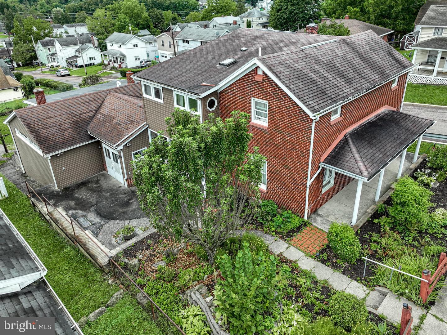 93 Washington Street photo 2