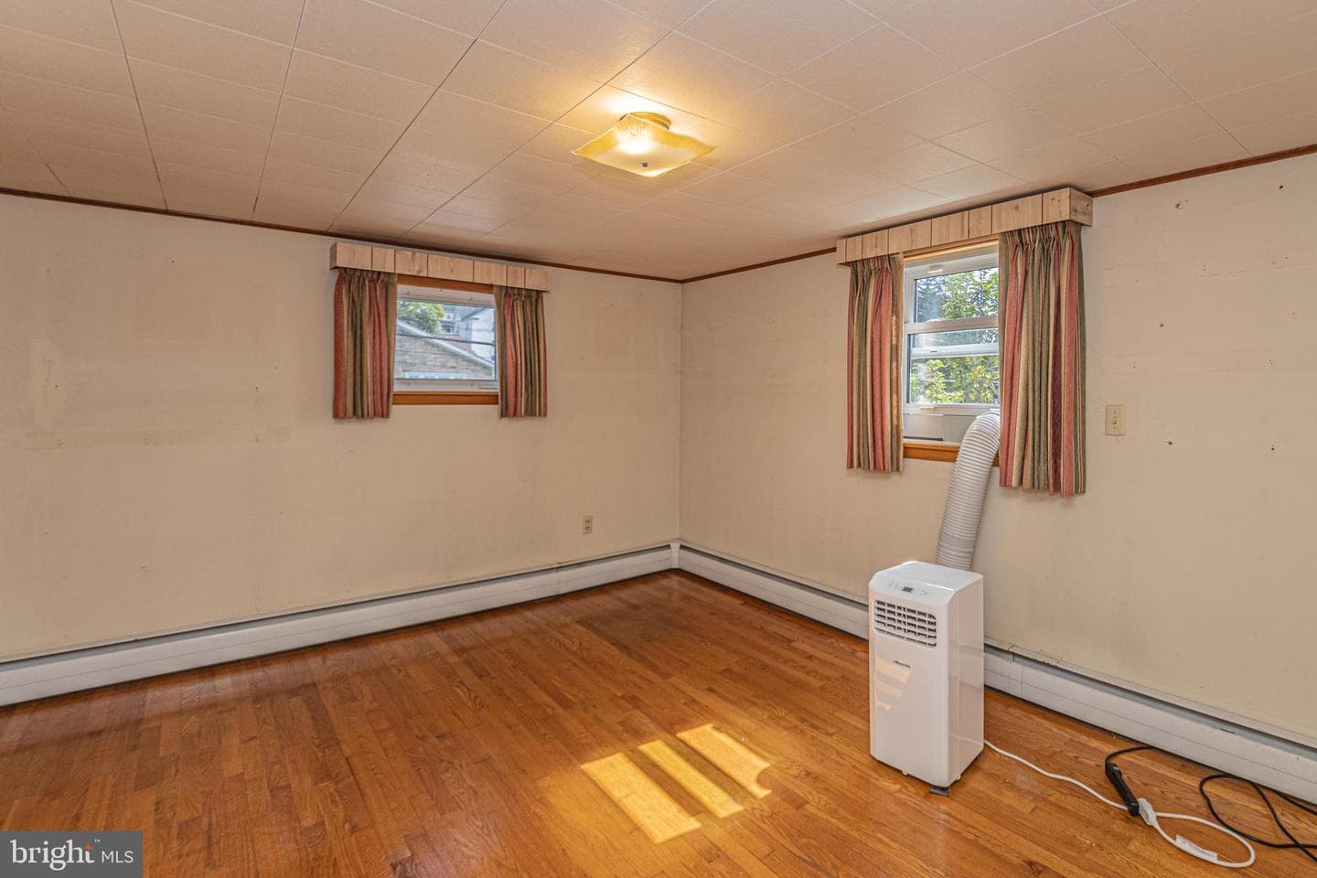 93 Washington Street photo 25
