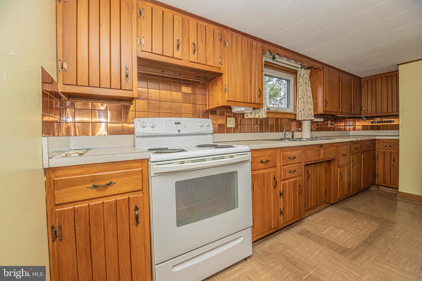 93 Washington Street photo 38