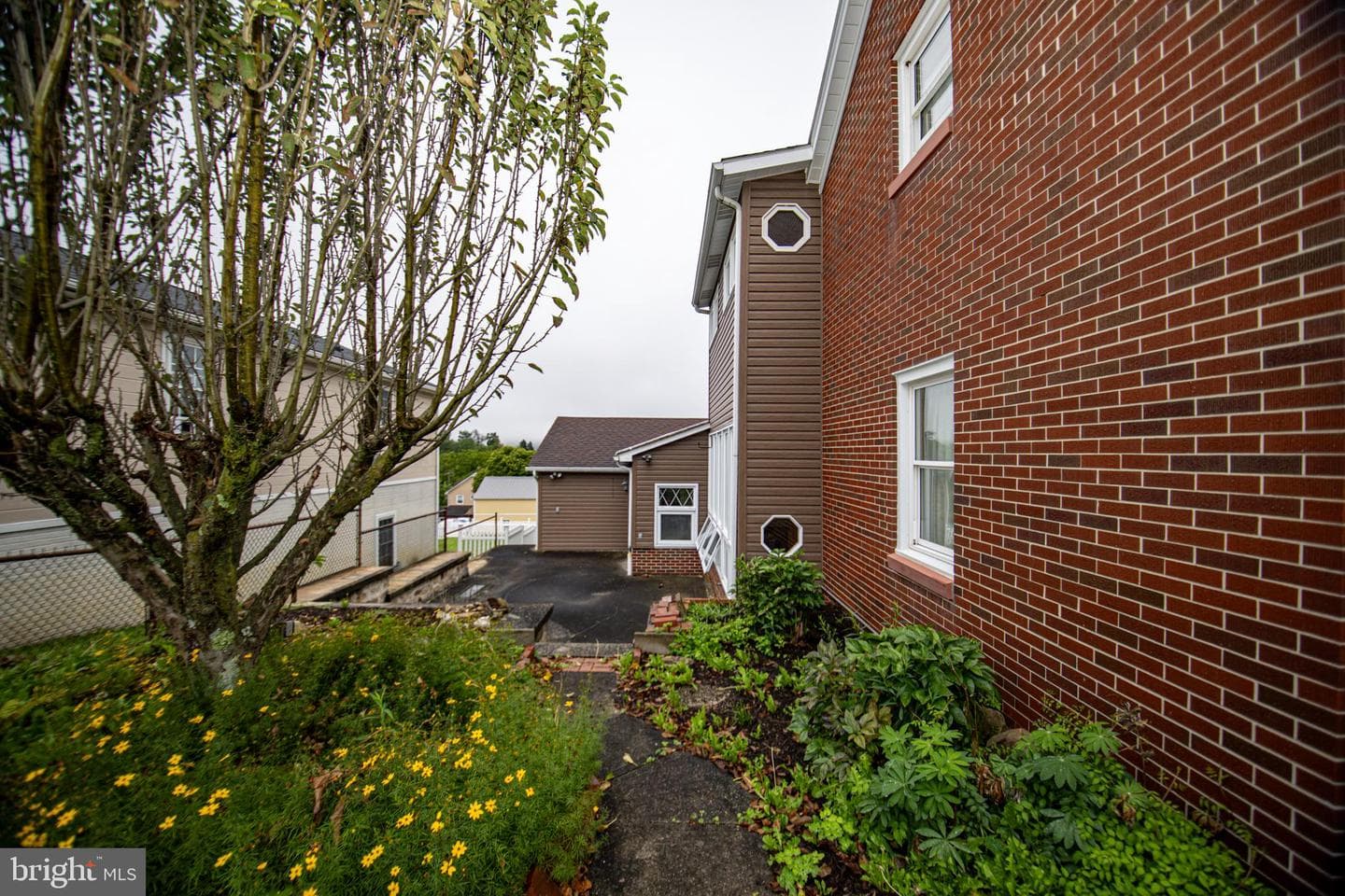 93 Washington Street photo 55