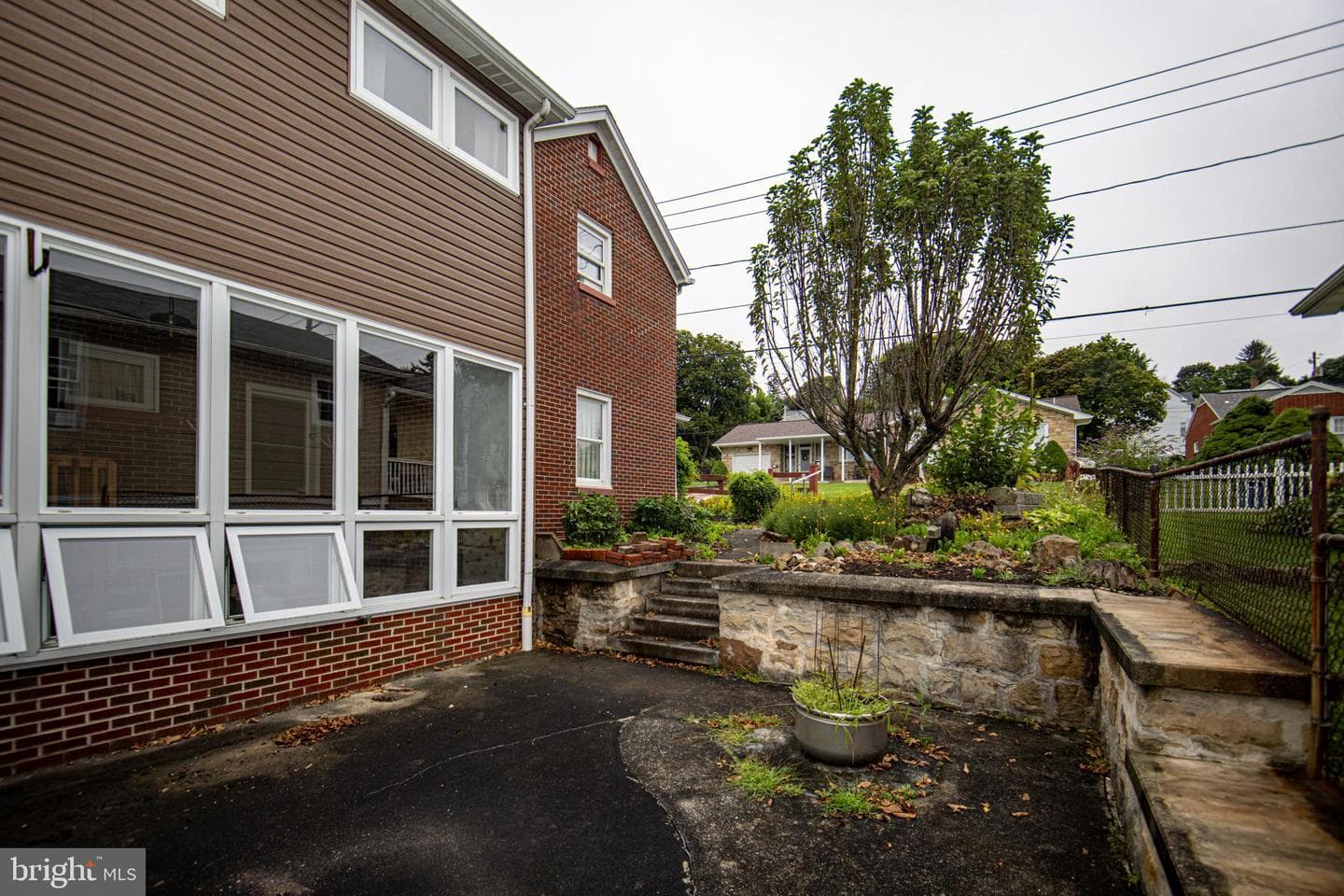 93 Washington Street photo 58