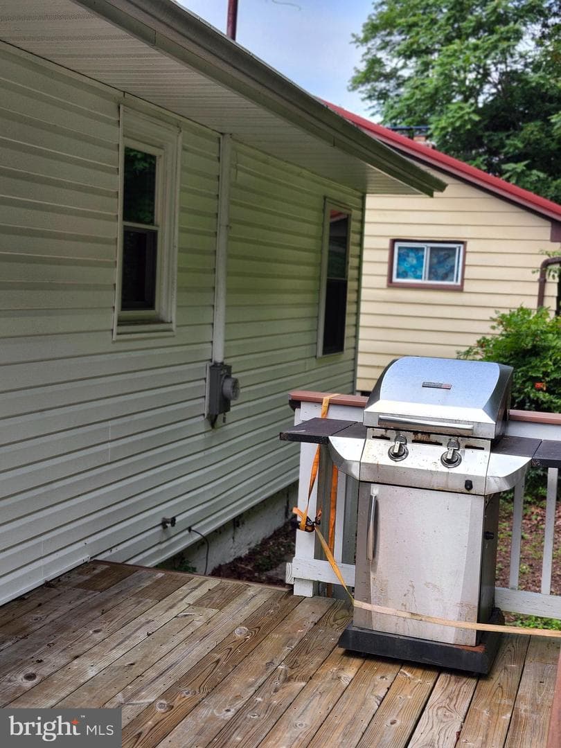 22124 Mcmullen Highway SW photo 13