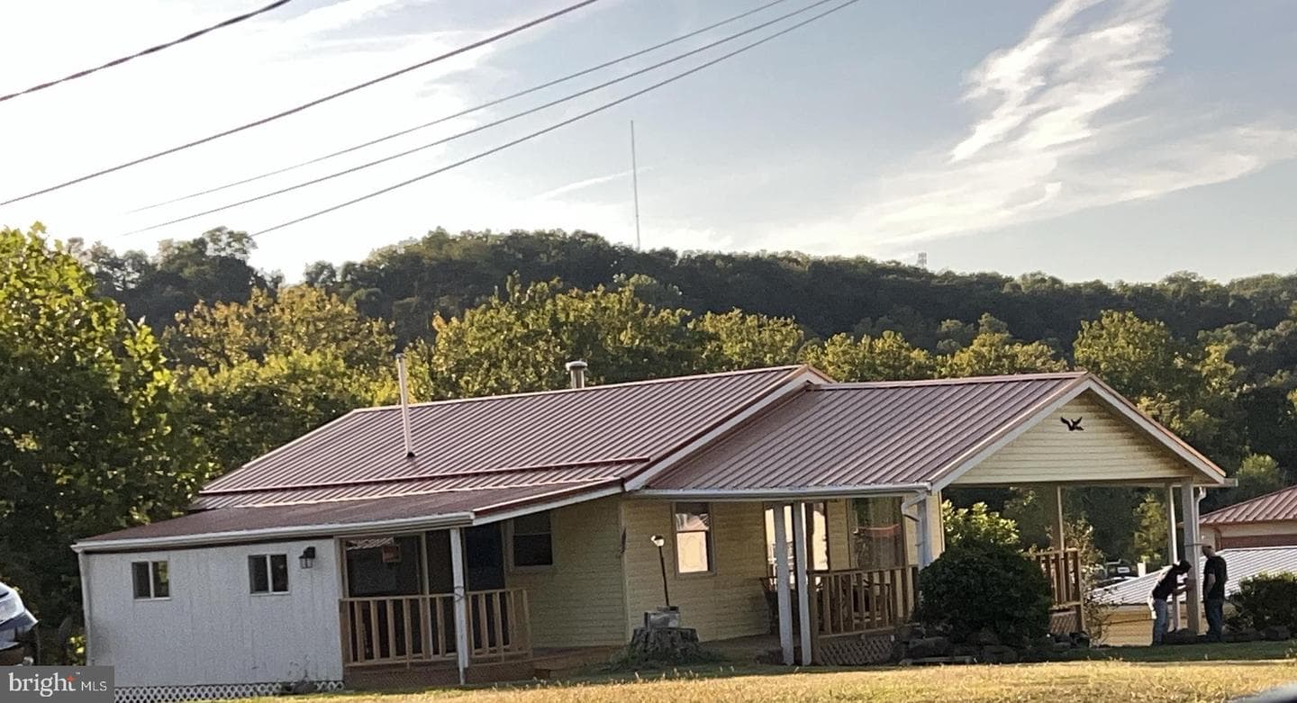 12302 Williams Road SE, Cumberland