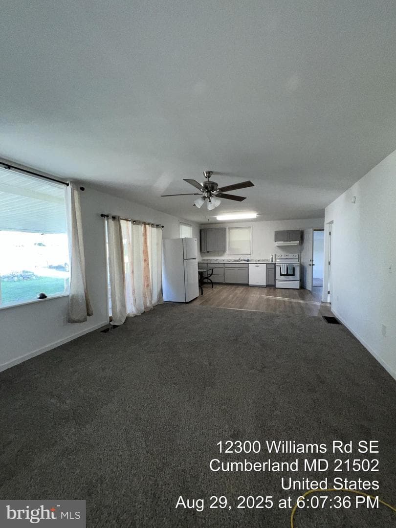 12302 Williams Road SE photo 23