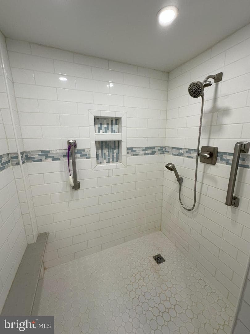 809 Valley View Drive photo 26