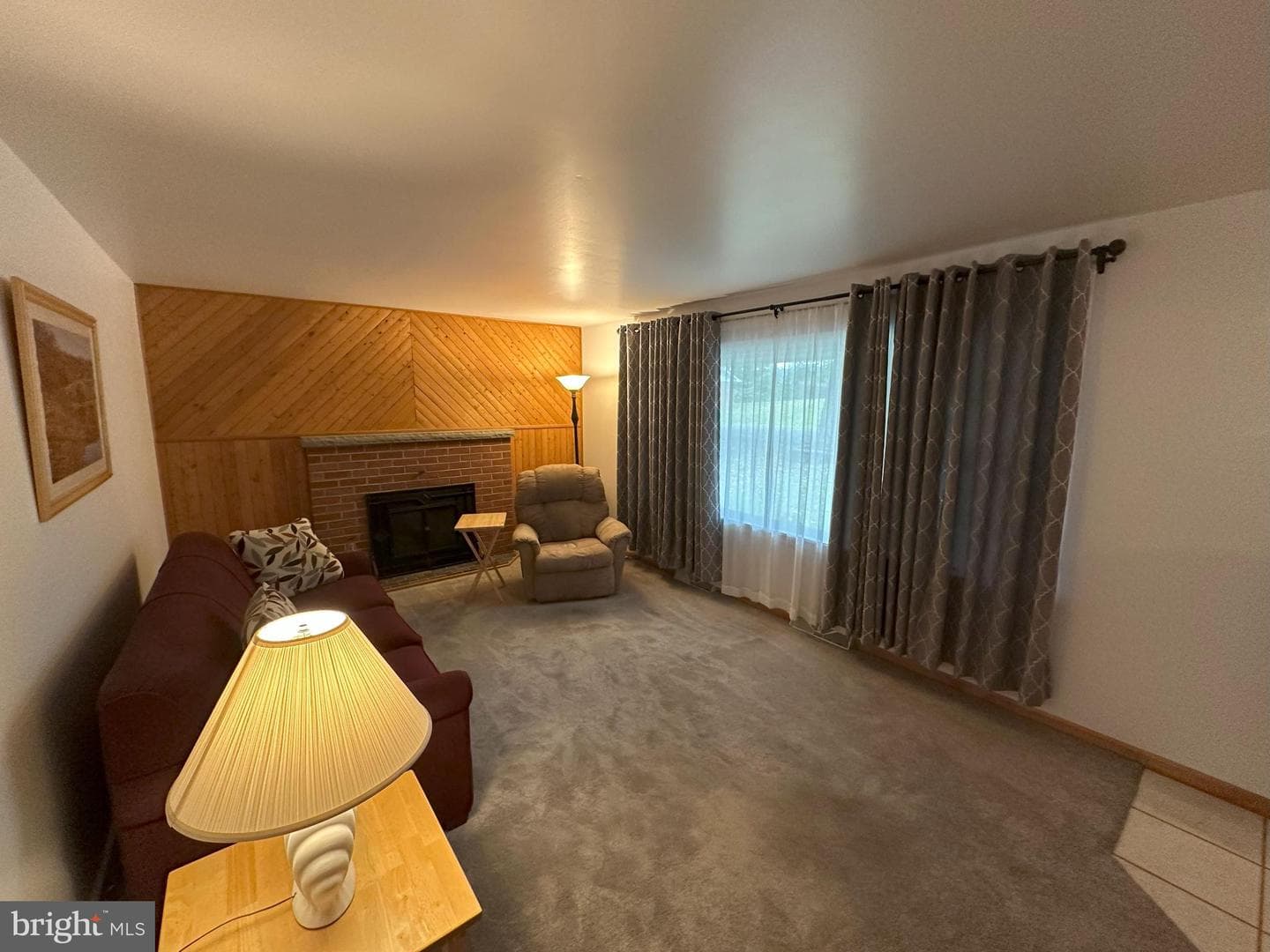 809 Valley View Drive photo 5
