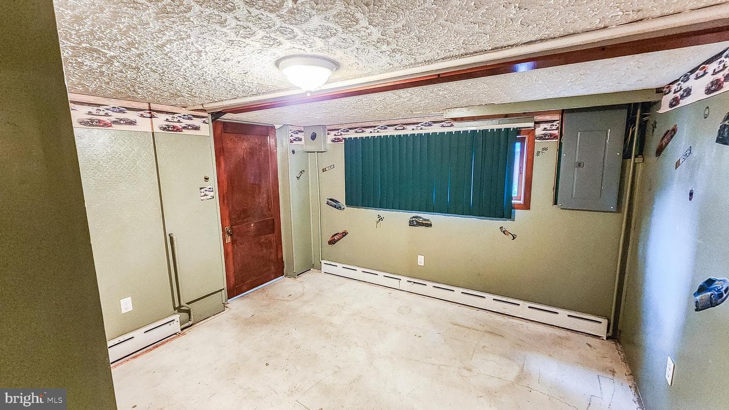 603 Lincoln Street photo 27