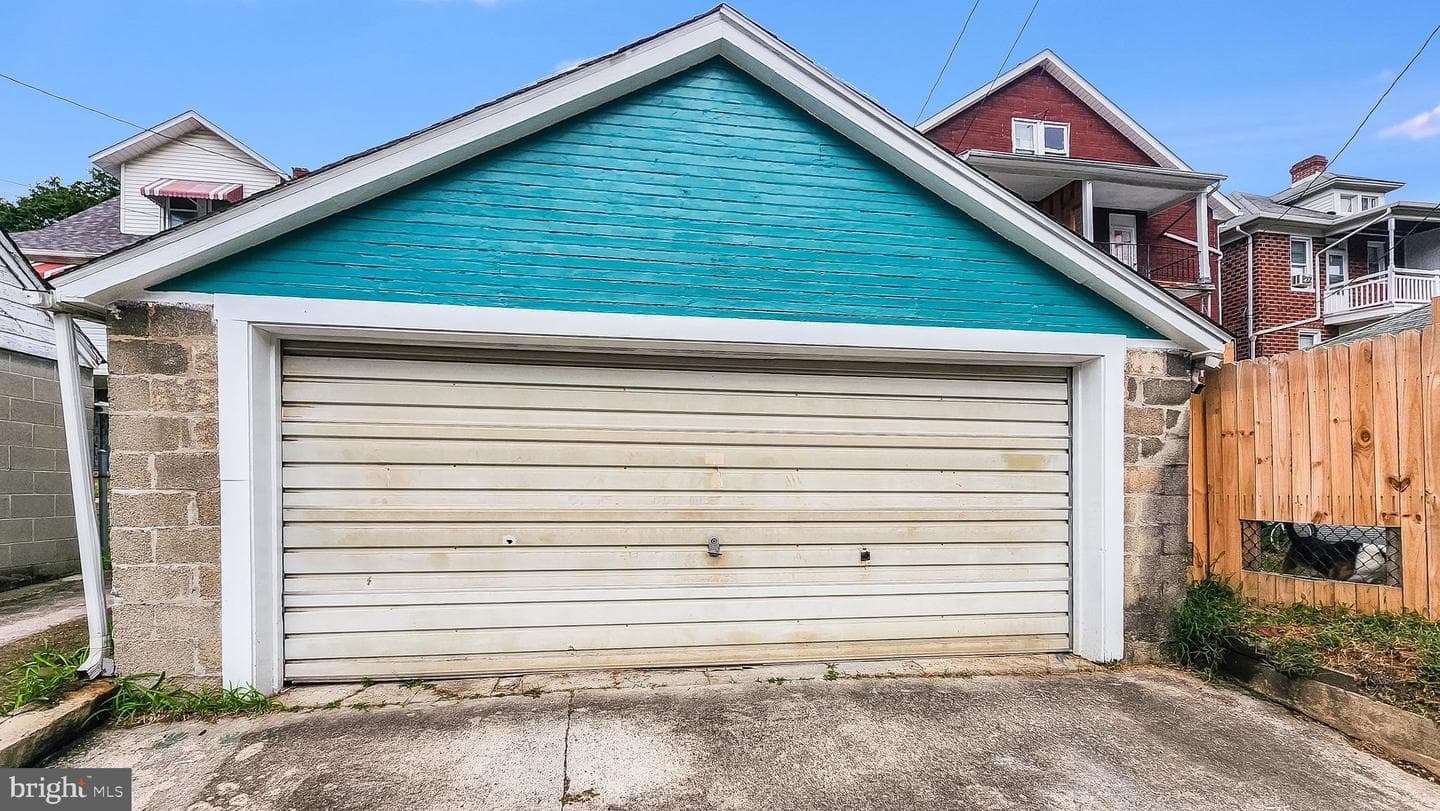 603 Lincoln Street photo 34