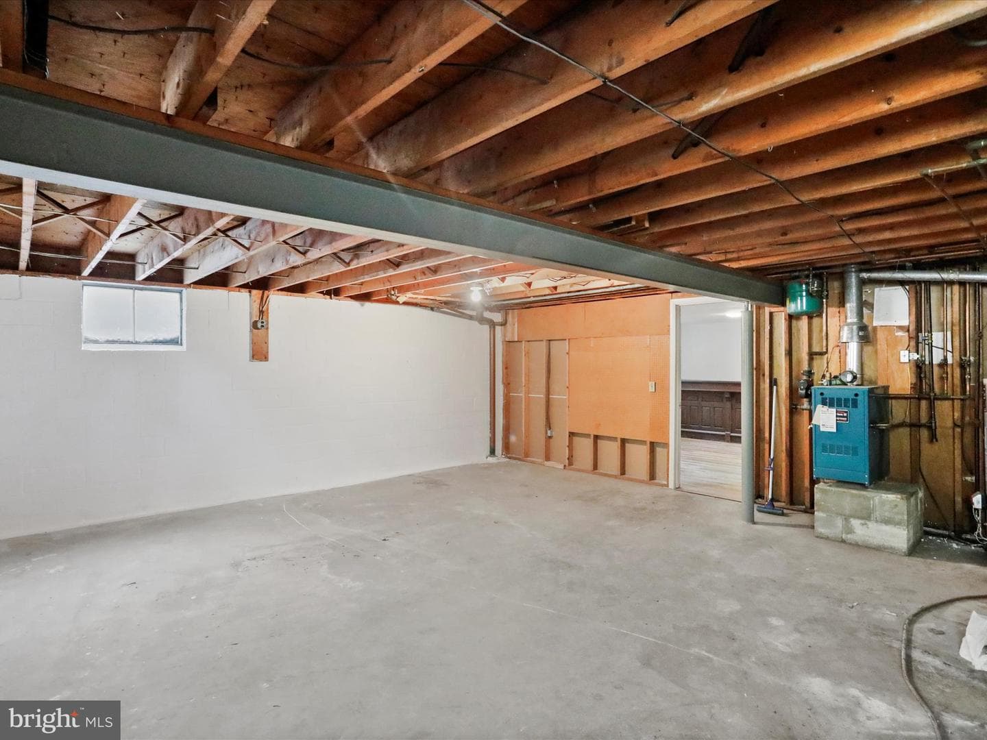 810 Winifred Road photo 26