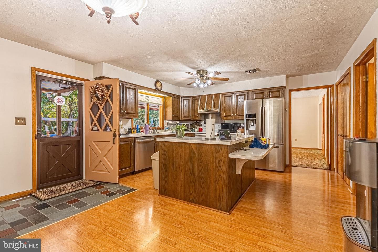 10201 Sivic Lane photo 3