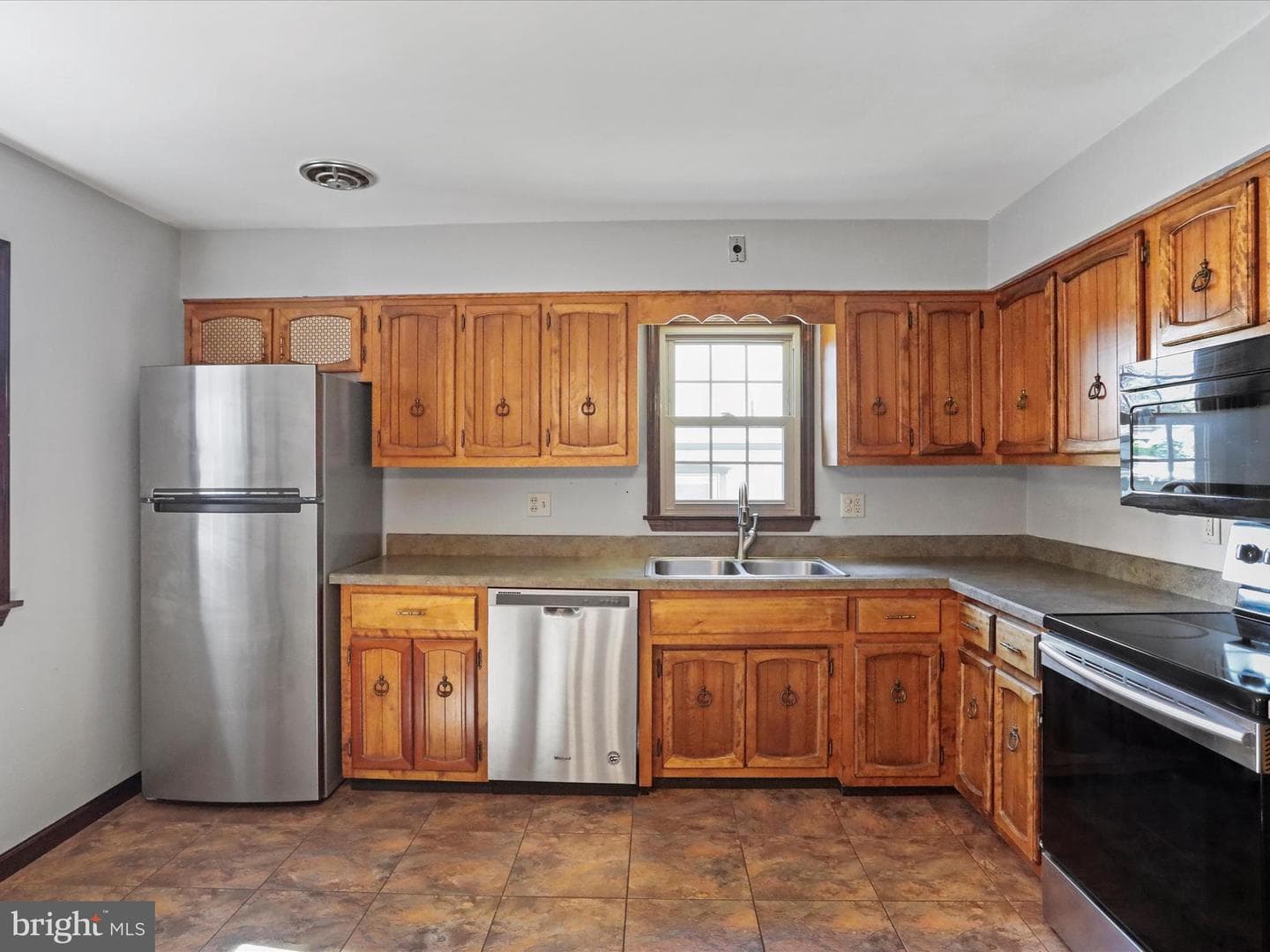 407 Caroline Street photo 12