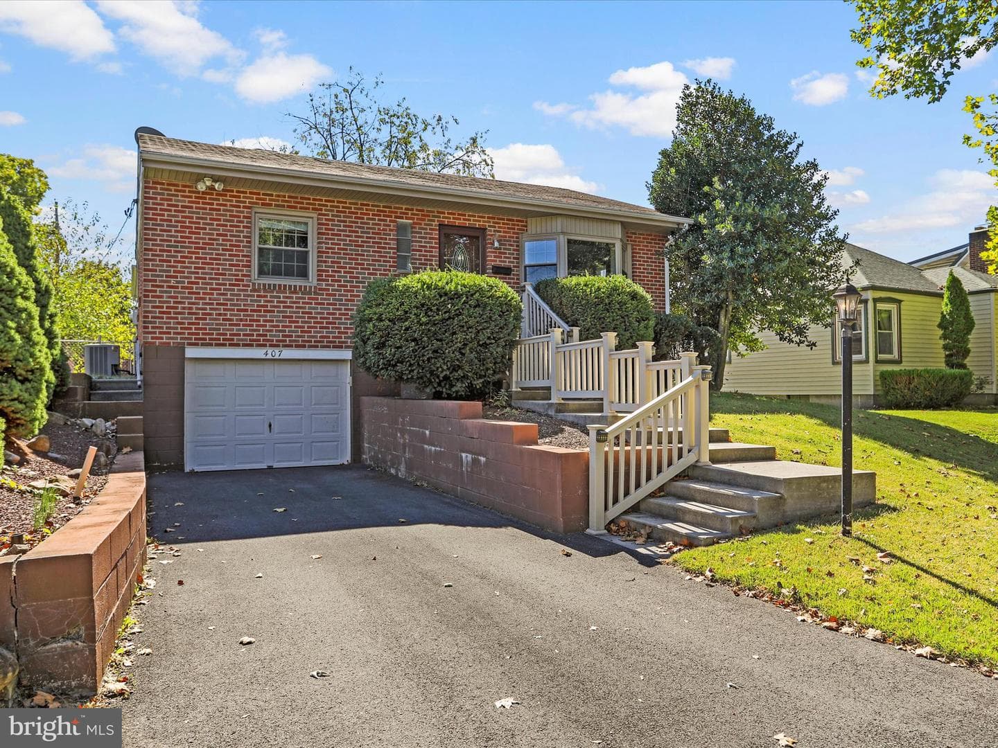 407 Caroline Street photo 2