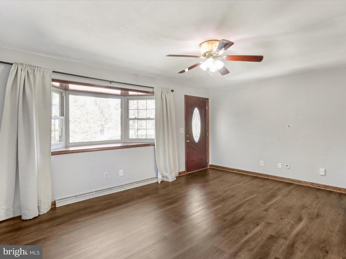 407 Caroline Street photo 7