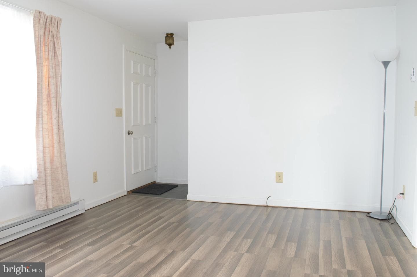 12713 Winchester photo 33