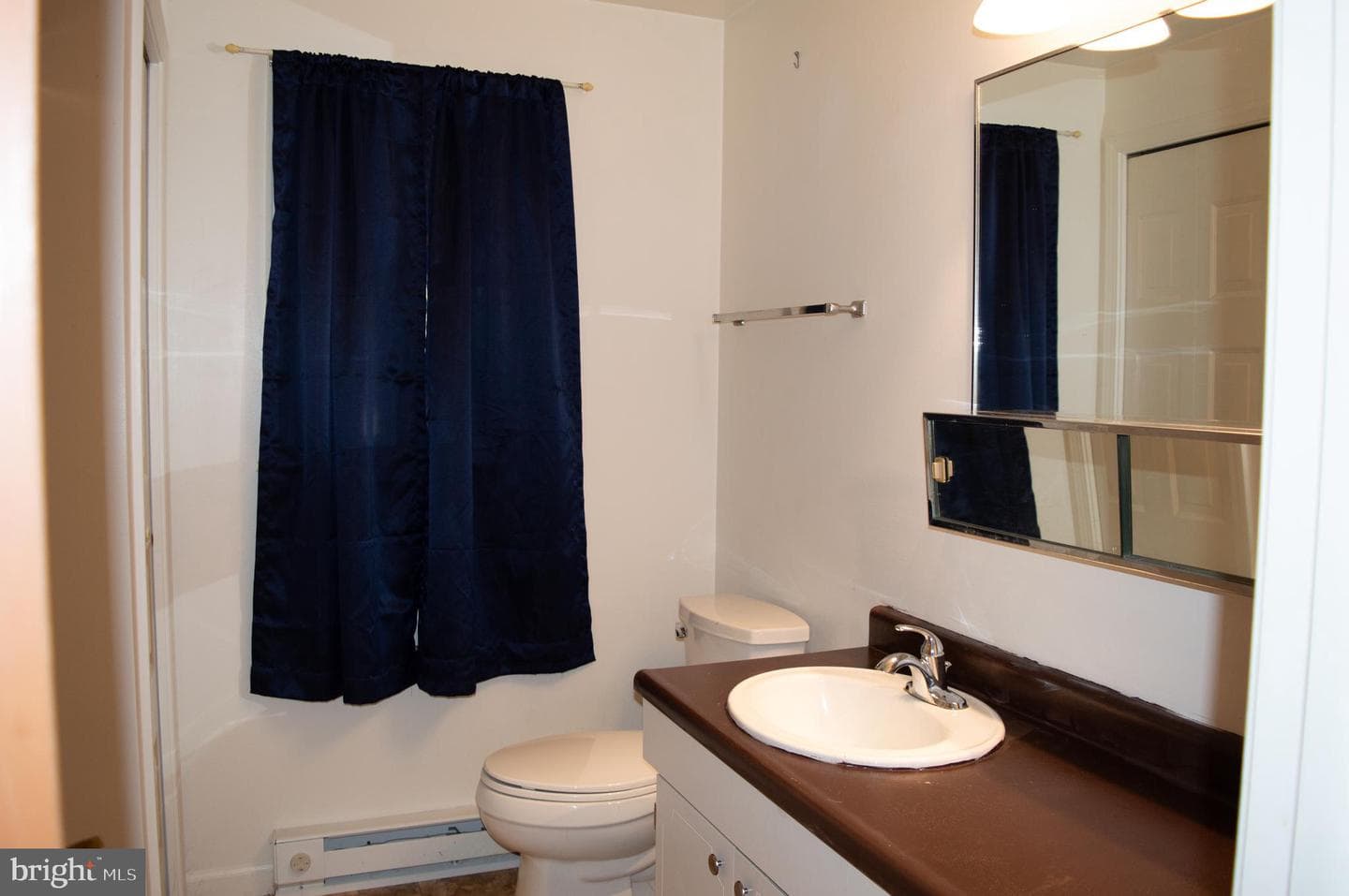 12713 Winchester photo 35