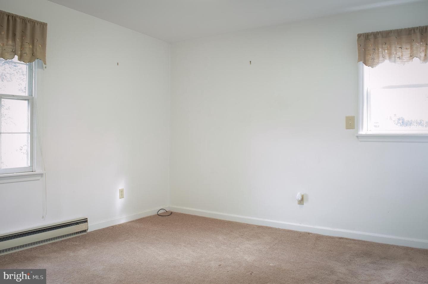 12713 Winchester photo 37