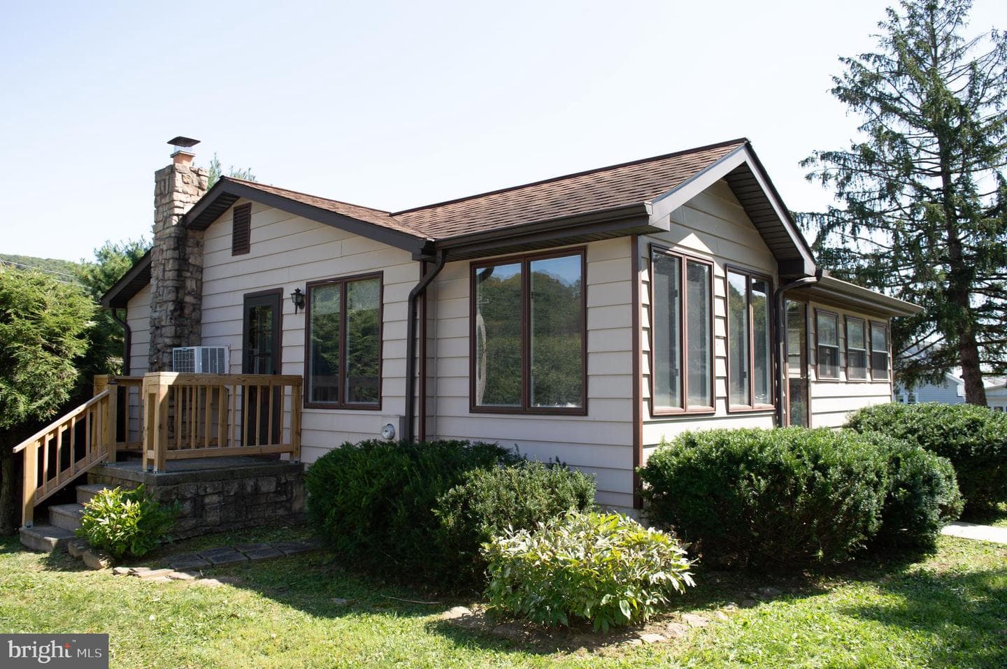 12713 Winchester photo 7
