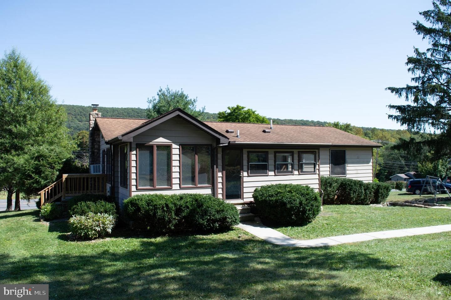 12713 Winchester photo 8