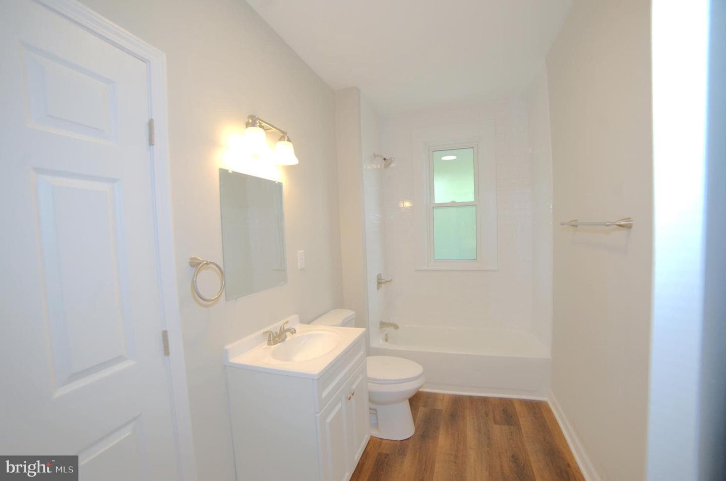 703 Bedford St photo 14