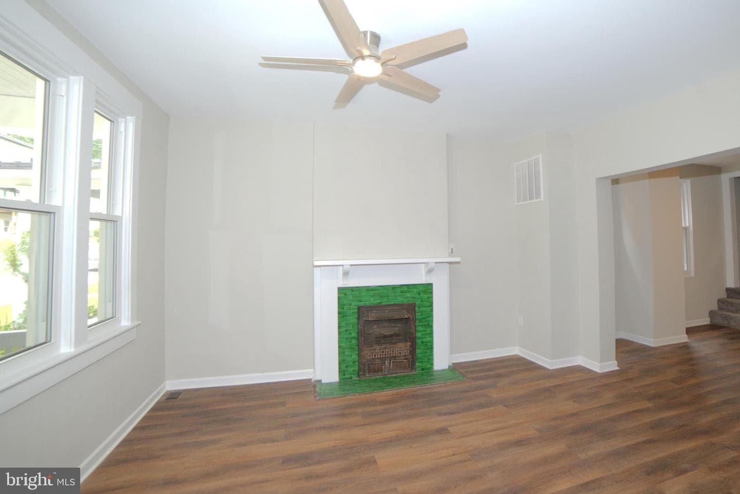 703 Bedford St photo 5