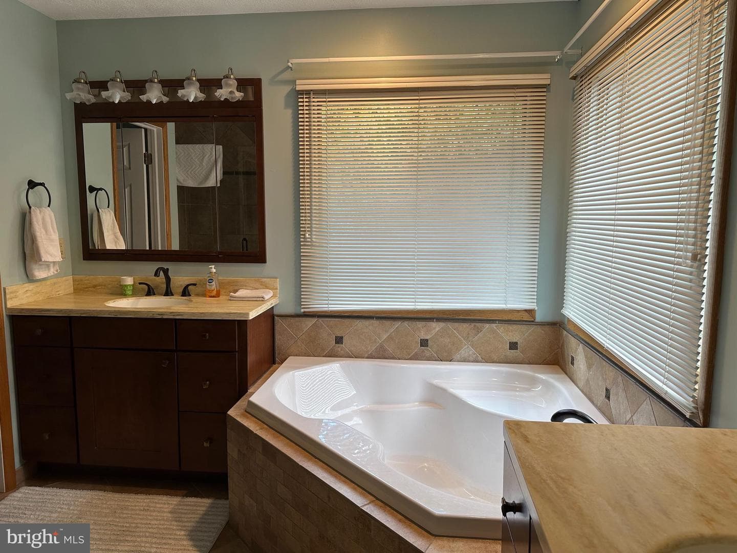12715 Woodbine Road SW photo 45