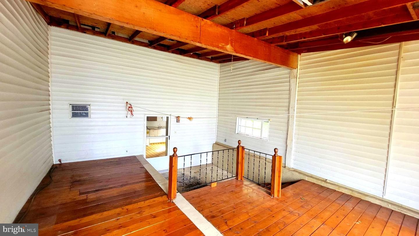 1073 National Highway photo 29