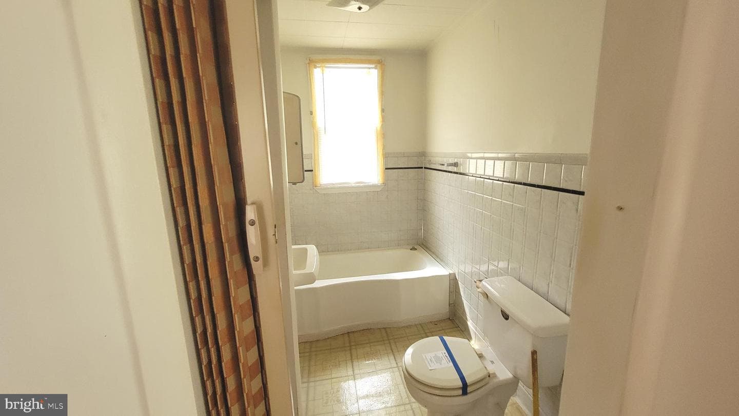 1073 National Highway photo 36