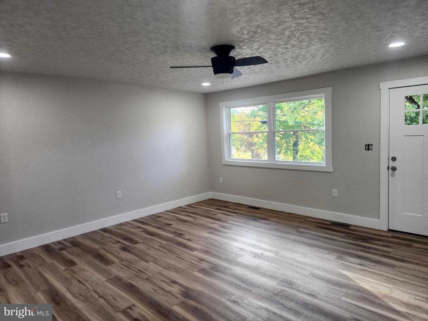 1016 Brown Avenue photo 18