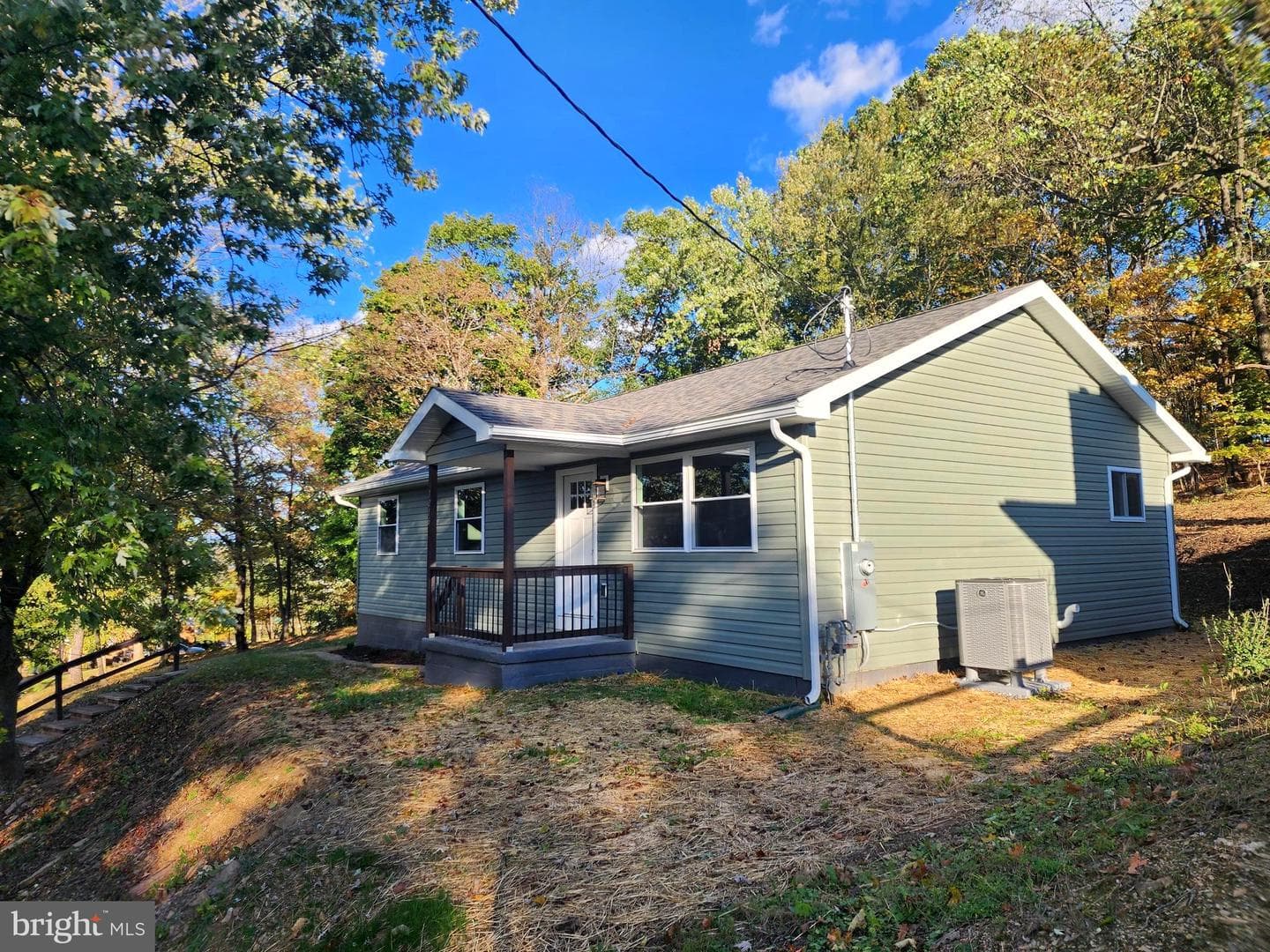 1016 Brown Avenue photo 4