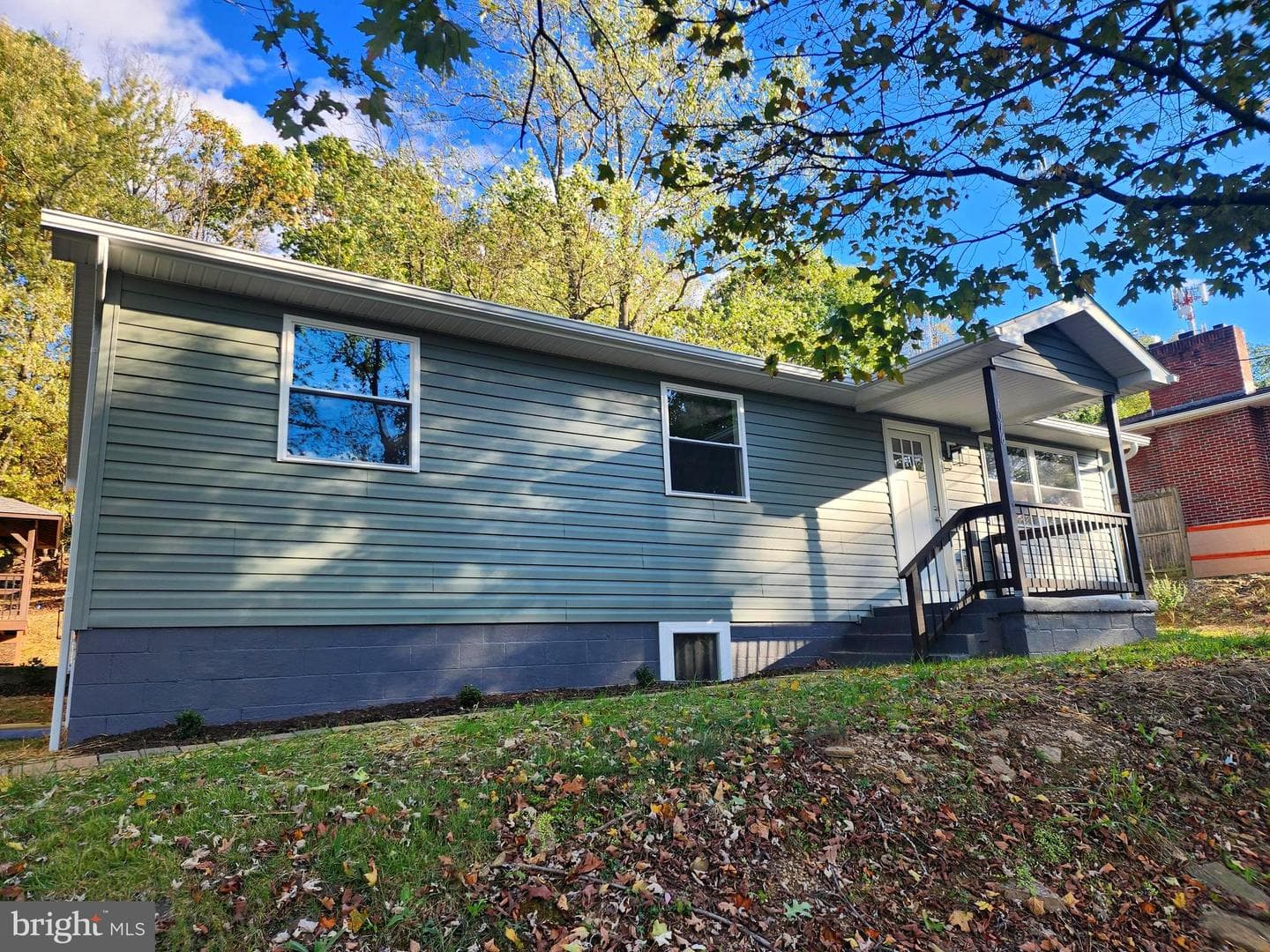 1016 Brown Avenue photo 6