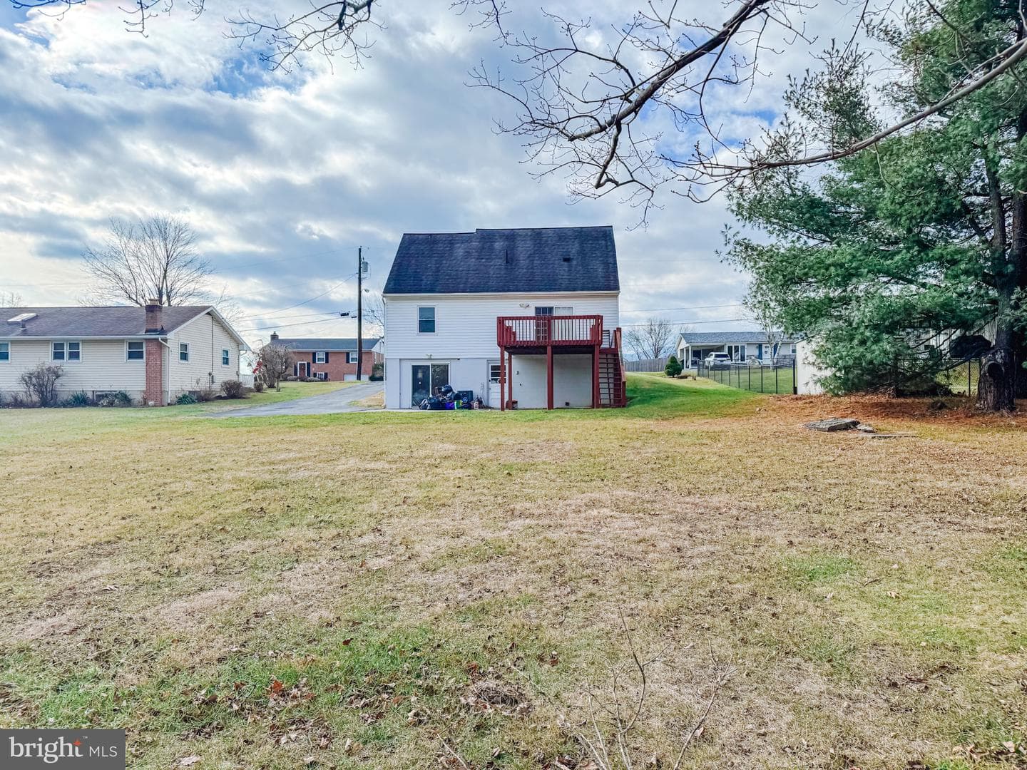 14211 Sparrow Lane SW photo 4