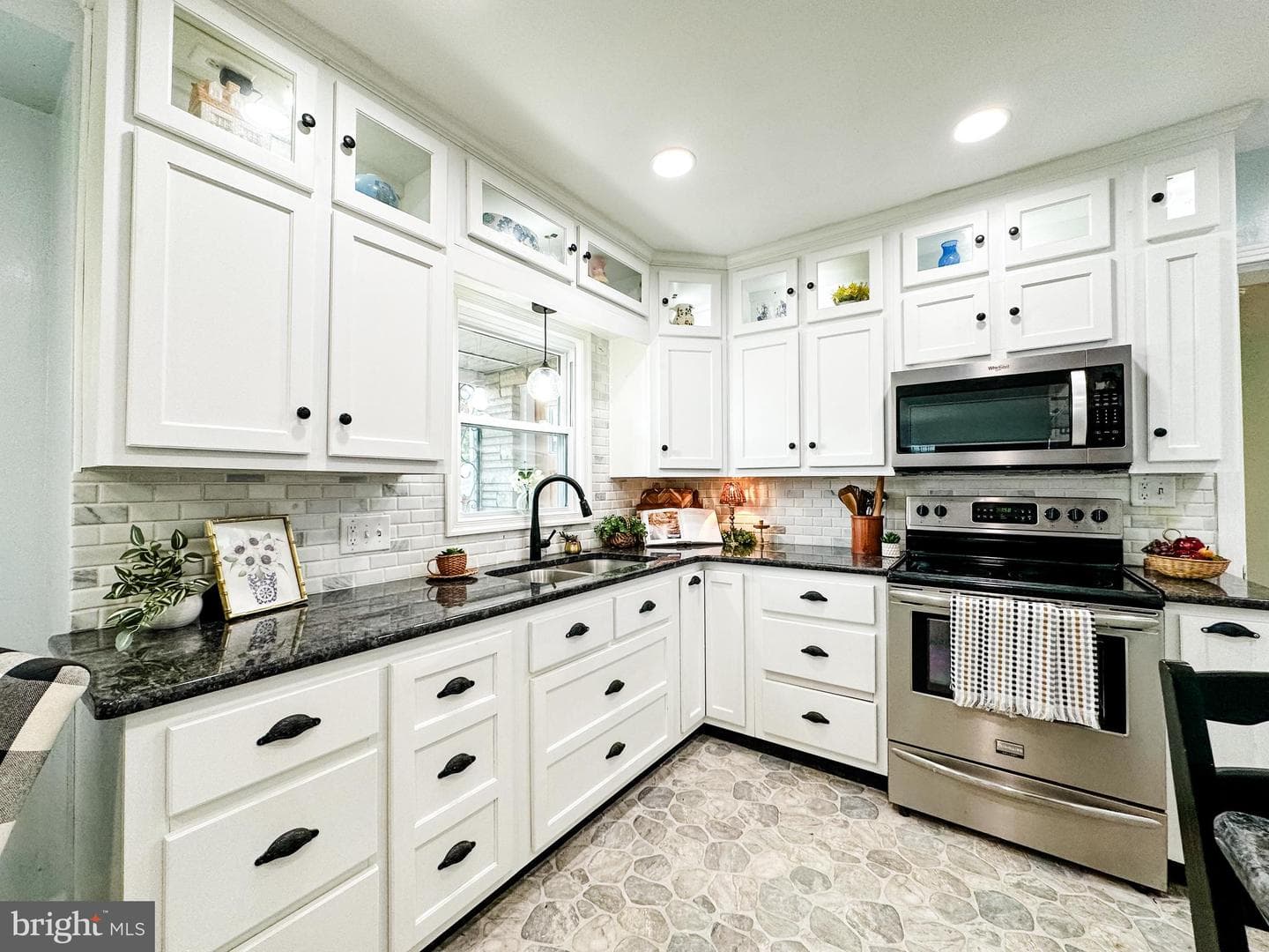 12601 Bowling Street photo 11