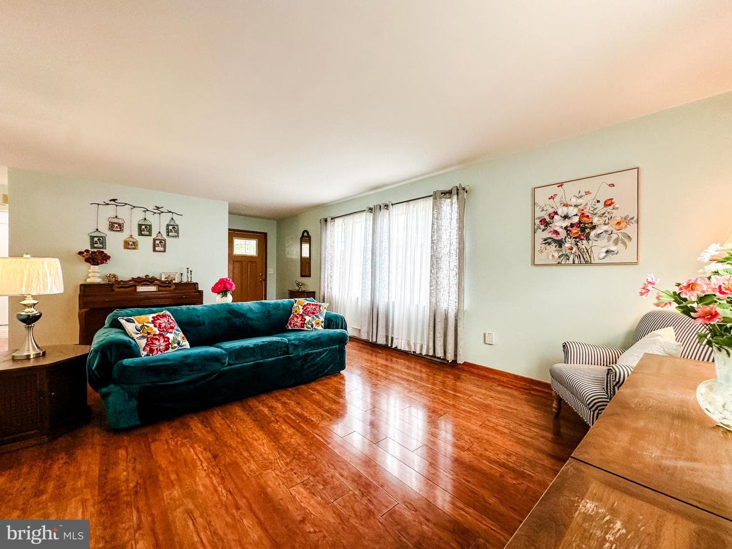 12601 Bowling Street photo 6