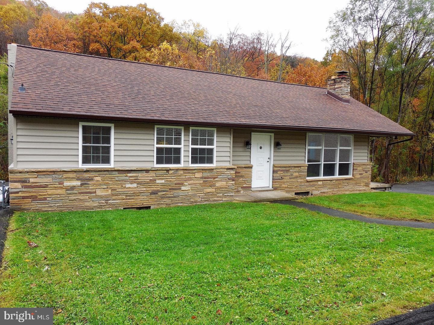 11816 Bedford ##rear photo 17