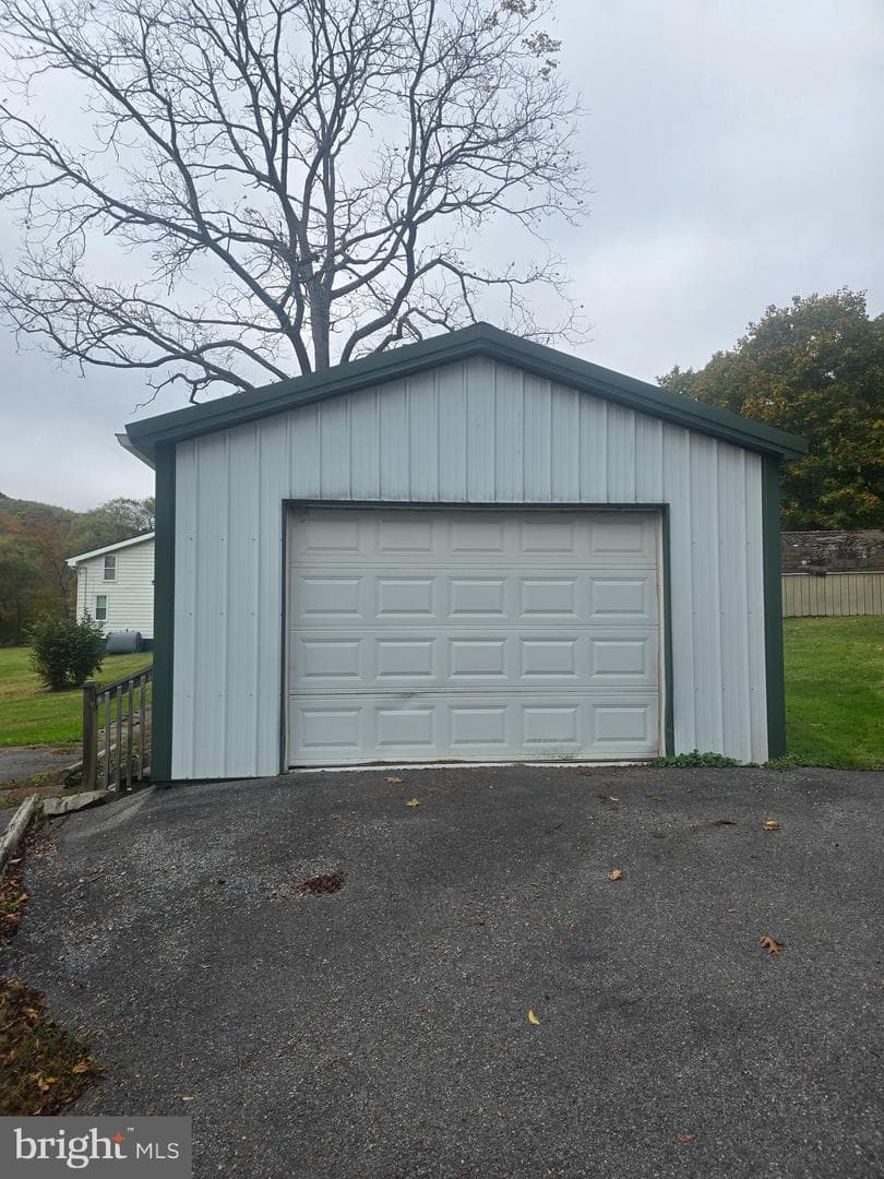 11119 Hill Side Drive photo 23
