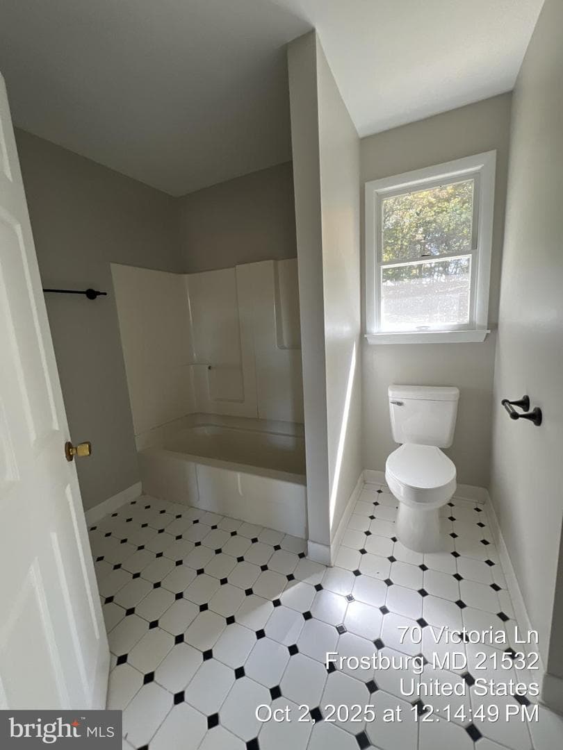 70 Victoria Lane photo 35