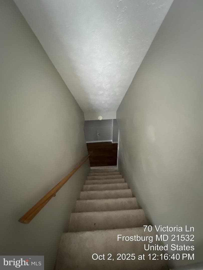 70 Victoria Lane photo 43