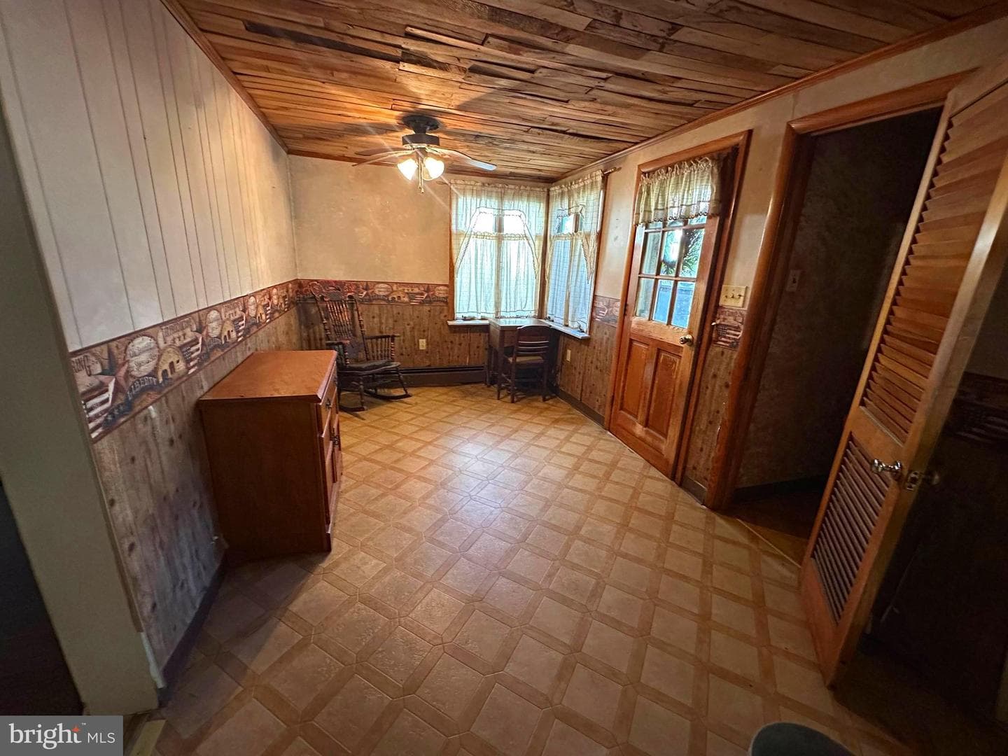 38 E Florida Way photo 8