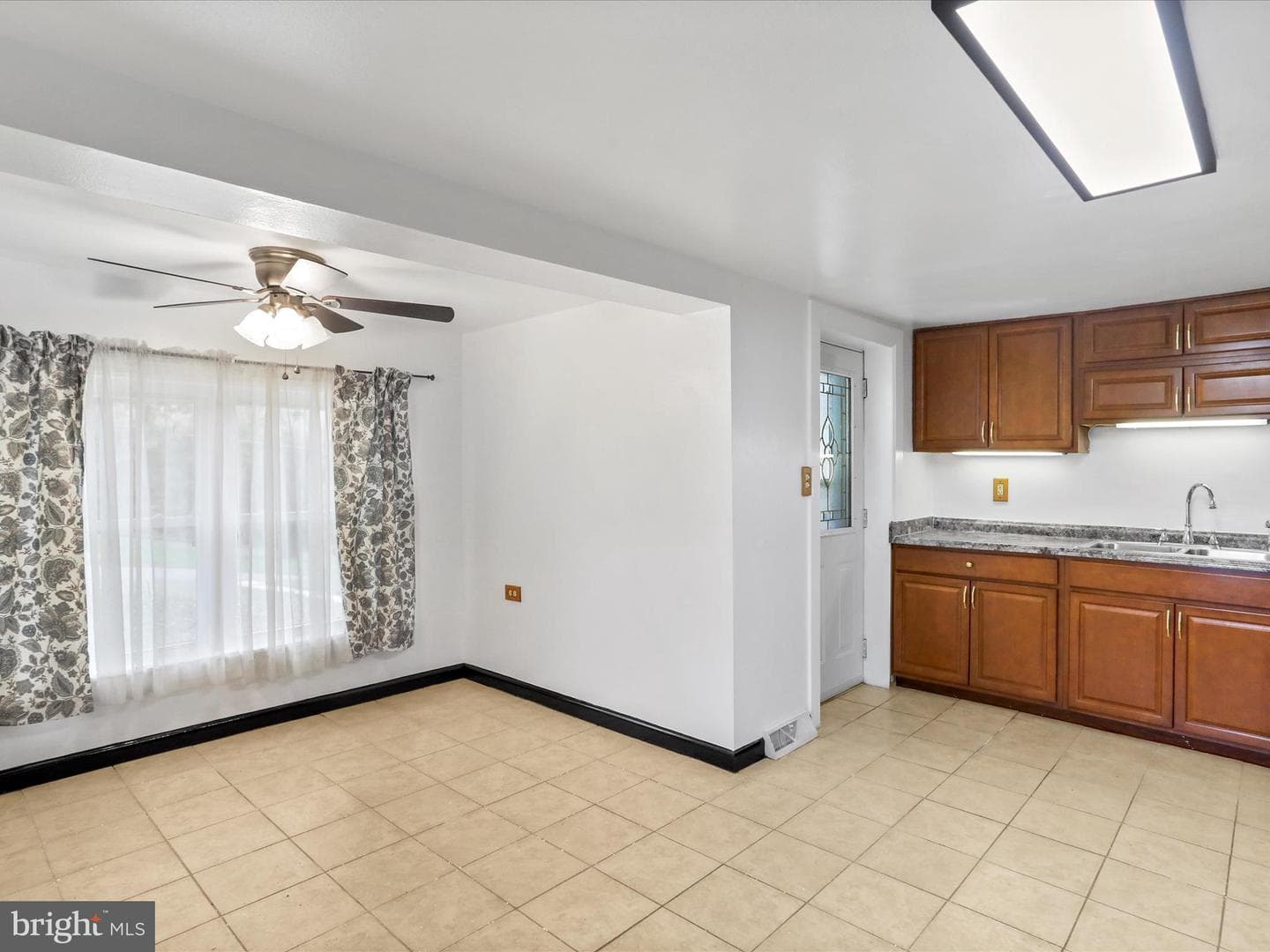 12521 Denny Drive photo 11
