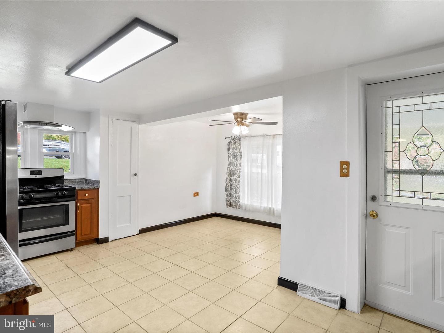 12521 Denny Drive photo 12