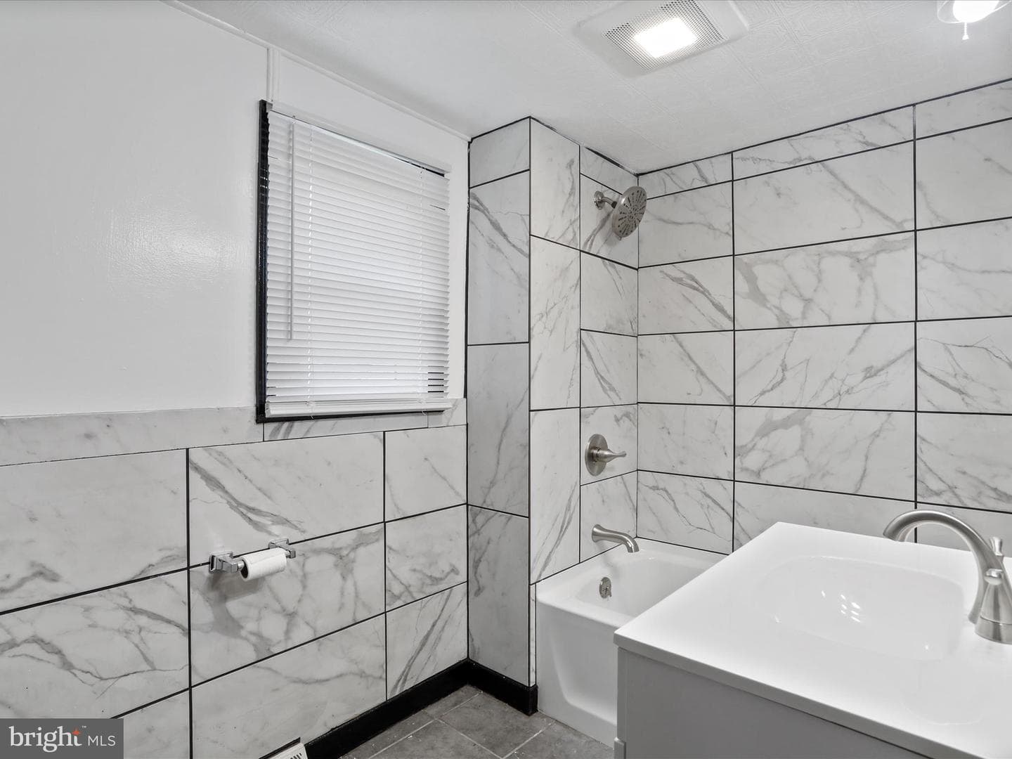 12521 Denny Drive photo 16